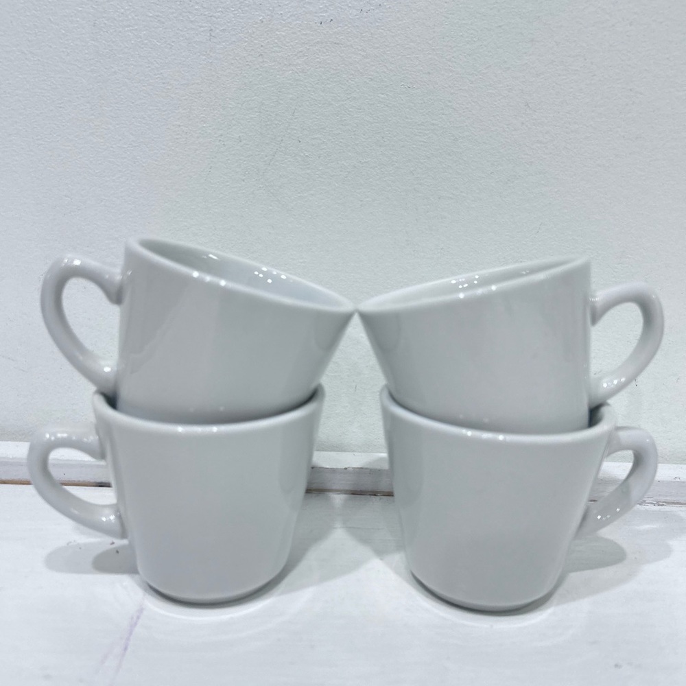 Oneida Bright‎ White 3” Porcelain Cup Mug Set of 4 | Classic Restaurant Ware